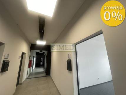 Parking,dobry dojazd,biurowiec,domofon,dostep24h
