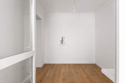2 pokoje po remoncie saska kępa balkon