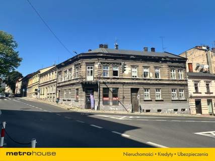 Mieszkanie z lokalami usługowymi centrum miasta.