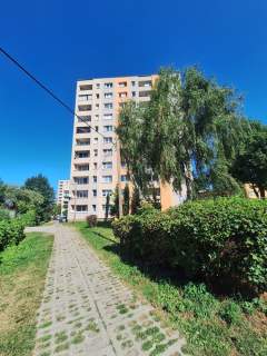 2 pokoje/ 45m2/ wieżowiec z windą