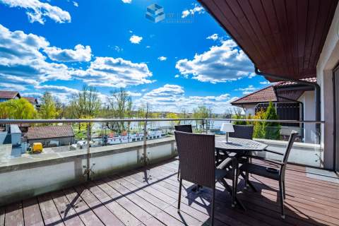 Apartament z widokiem na jezioro Ostróda