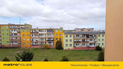 Na sprzedaż 3 pokoje, balkon i piwnica - Debrzno.