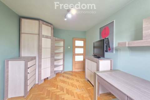 Ciche dwupokojowe mieszkanie na osiedlu Kopernika