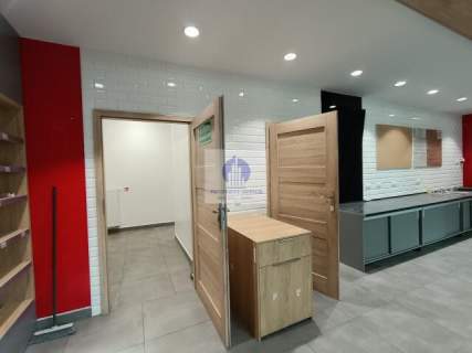 Wola lokal handlowo-usługowy 70,21m2 do wynajęcia