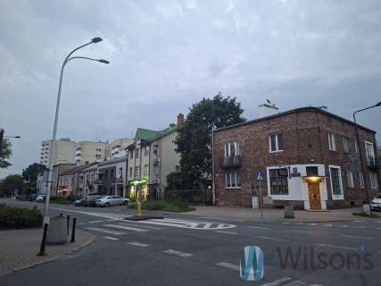 Lokal w przyziemiu idealne biuro lub inwestycja