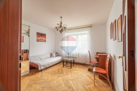 Dom z domkiem gościnnym i ogrodem Radom Staroopatowska