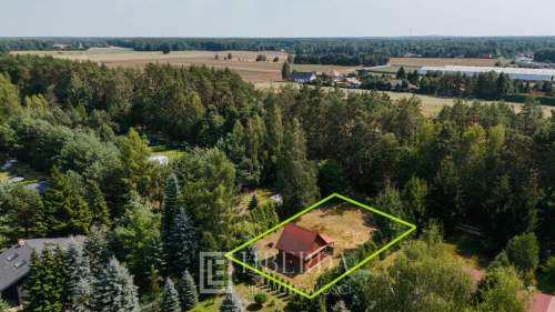 Działka rekreacyjna z domkiem - 595m2 - Krasne