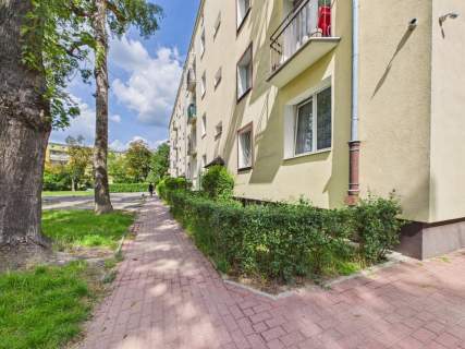 Klimatyczne 2 pokoje z balkonem na Szczęśliwicach
