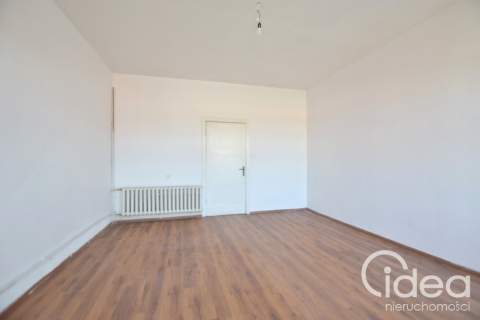 3 duże pokoje w Centrum miasta, balkon