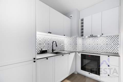 Apartament 2 pokoje Garaż Habicha 7