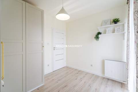 Bardzo słoneczne/3-pok.mieszkanie/2021r/garaż/62m2