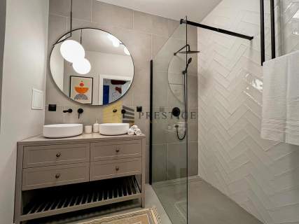 NOWOCZESNY APARTAMENT / Sadyba Best Mall