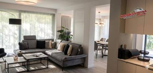 100 metrowy apartament między morzem, a jeziorem.