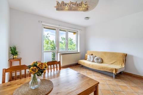 Bemowo dwa pokoje 40 m2 piętro 1/2 garaż podziemny