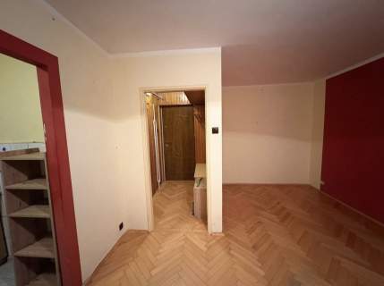 kawalerka osobna kuchnia 27 m 4 piętro