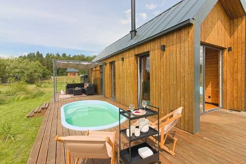 Dwa domki nad jeziorem, sauna, bania, basen, staw