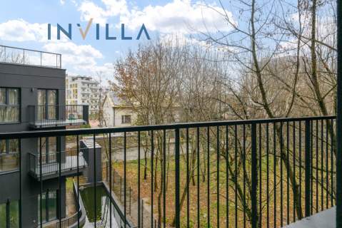 Piękny apartament z widokiem na zieleń