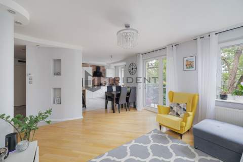 91,6 m 4 pokoje Balkon Kameralne osiedle