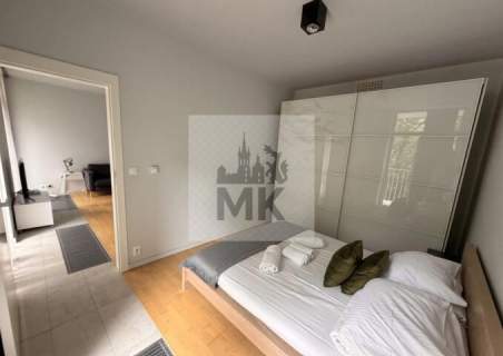46m2 z dużym balkonem w apartamentowcu na Starym Mieście