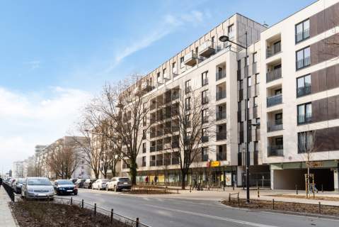 Ogród 92m2 - garaż - komórka , Zadbane