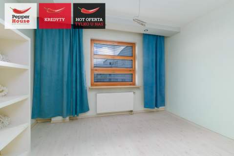 3/4 pok. do remontu DUŻY BALKON i GARAŻ 