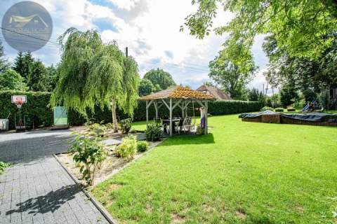 Parter domu/ 139,35m2/ ogród z basenem