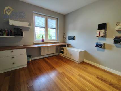 Przestronny apartament 128 m z 2 balkonami Cent