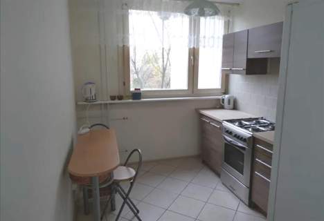 Bystrzycka/osobna kuchnia/balkon/piwnica