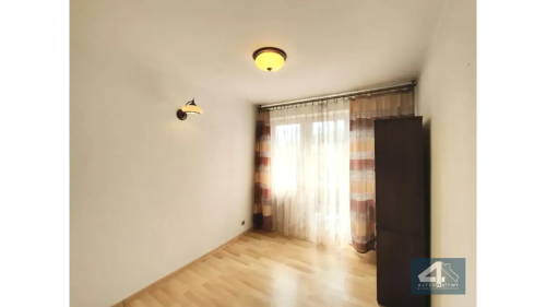 Przestronny szeregowiec z dużą działką