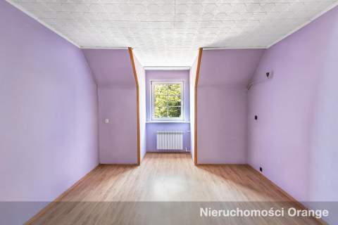 Budynek biurowy w zabytkowej części miasta