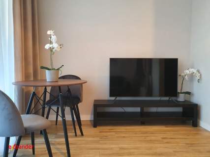 2 pokoje, balkon, wyposażenie pod klucz, LUX
