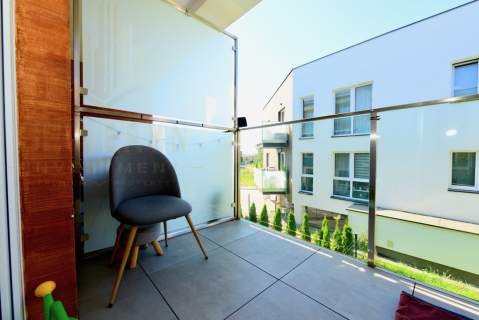 Nowoczesny apartament z garażem