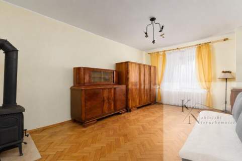 Gdynia 68,54 m2 dodatkowe pomieszczenia razem 88,57 m2