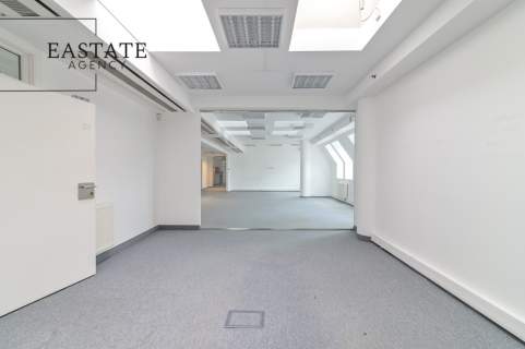 Prestiżowe biuro 331 m w Krzywym Domku Taras
