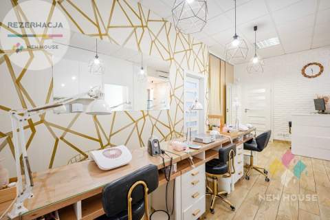 45m2, lokal z witryną, ul. Armii Krajowej