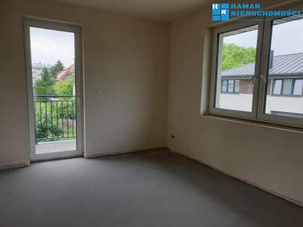 Bliźniak z wydzieloną działką 300m2