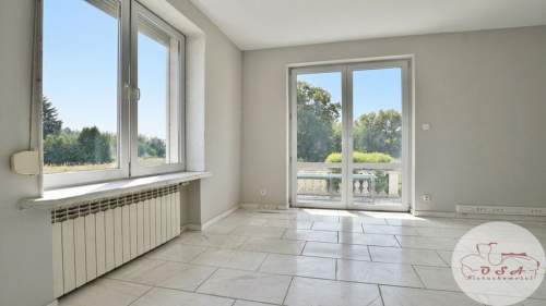 Biura wysoki standard 130 m2 duży parking Krosinko