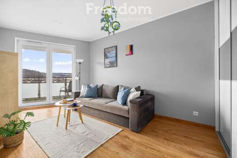 Słoneczne 3 pokoje duży balkon 