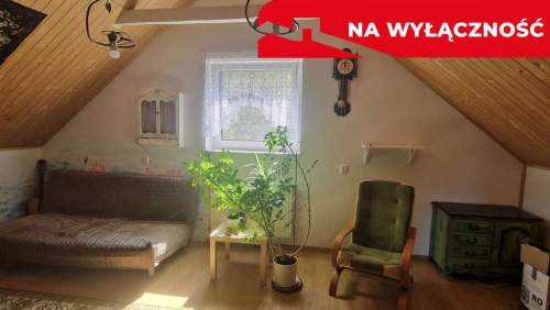 Dom w uroczym zakątku, pośród lasów i górek