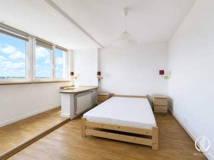 3 pokoje po remoncie Balkon 10. piętro