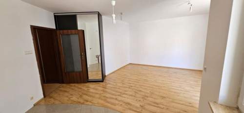 69 m2 3 pokoje garderoba duży balkon parter Gdynia Dąbrowa