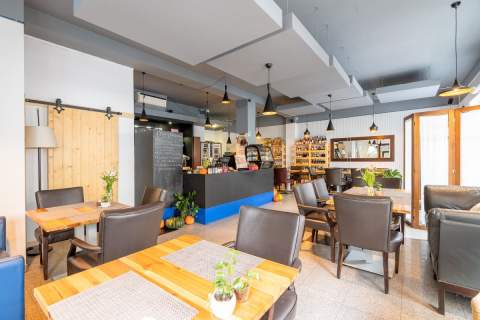 Na sprzedaż budynek 651 m2 w samym centrum Otwocka