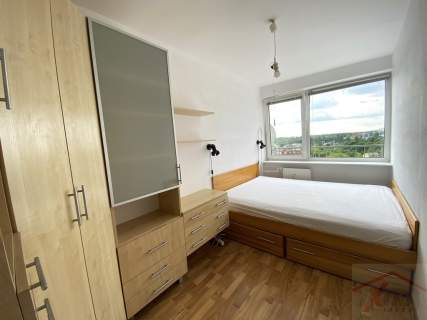3 pokoje, balkon z widokiem na zieleń i miasto