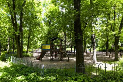 10 min piechotą od Parku Szczęśliwickiego