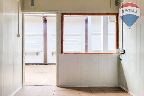 Lokal handlowy 10,5m2, na wynajem od zaraz