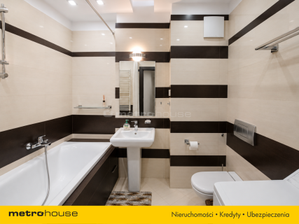 Apartament 64 m 3 minuty od metra Dw. Gdański