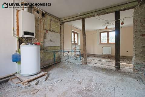 Dom, warsztat na dużej działce w mieście