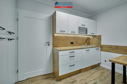 Biuro do wynajęcia, 243 m2, Piła