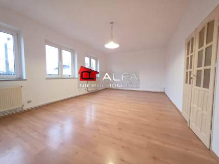87,5 m2 3 pokoje ogródek, wiata garażowa