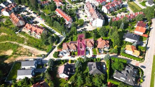 Przestronny dom dla rodziny lub na dwa mieszkania
